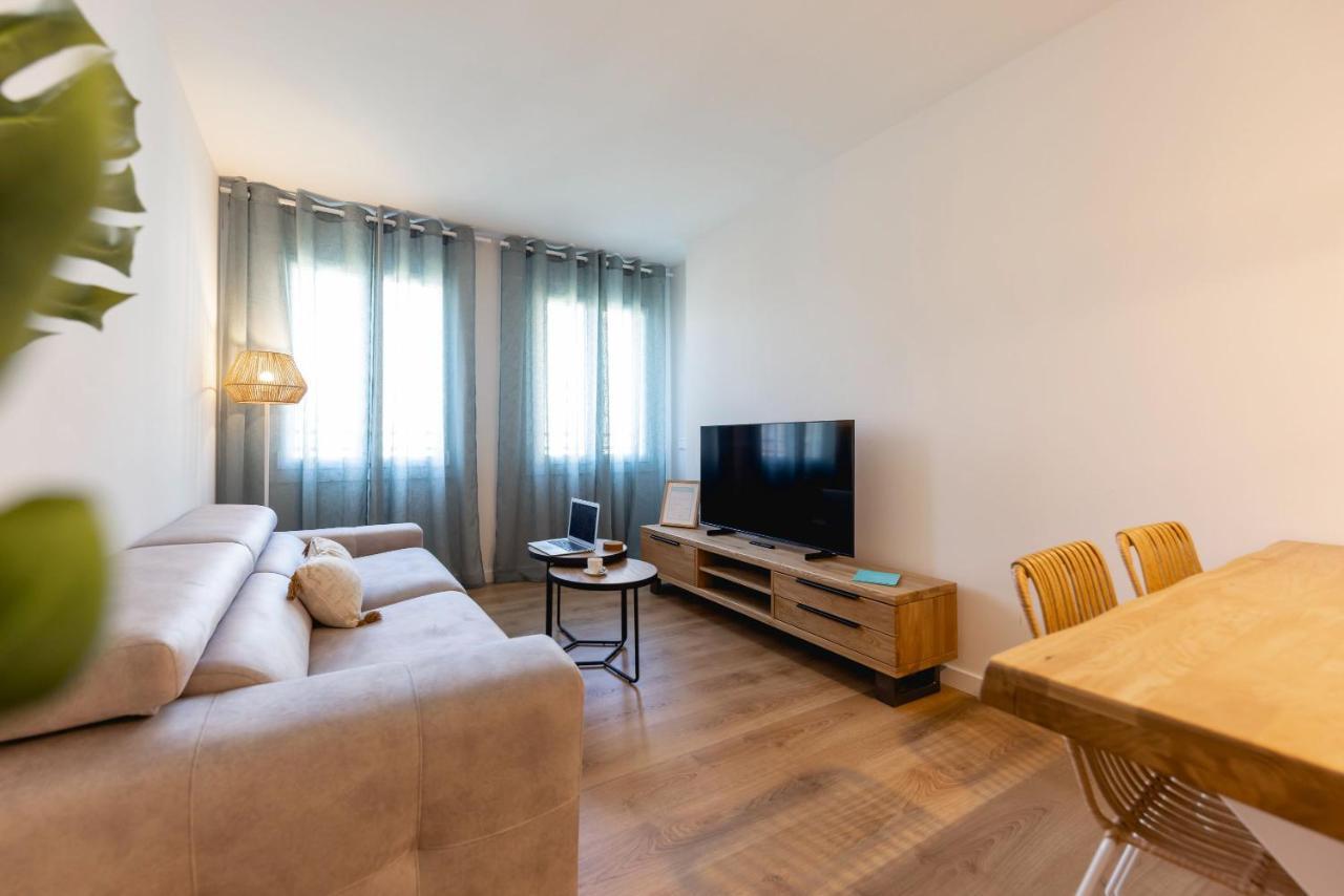 Bravissimo Tarla, 2-Bedroom Apartment Χιρόνα Εξωτερικό φωτογραφία