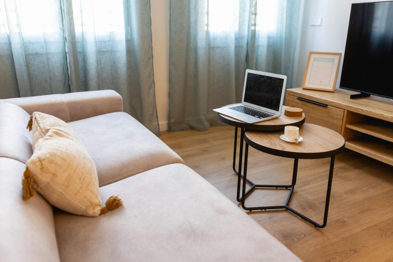 Bravissimo Tarla, 2-Bedroom Apartment Χιρόνα Εξωτερικό φωτογραφία